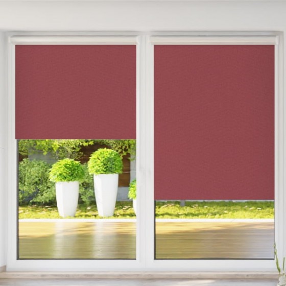 Roller blind in PVC cassette with a guide claret 503