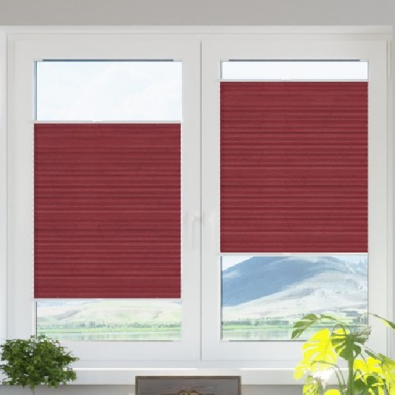 Crushed pleated blind red