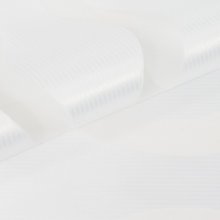 Roleta w kasecie aluminium Dzień Noc Przyciemniająca Fala Biała 1