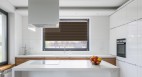 Basic premium pleated blind brown