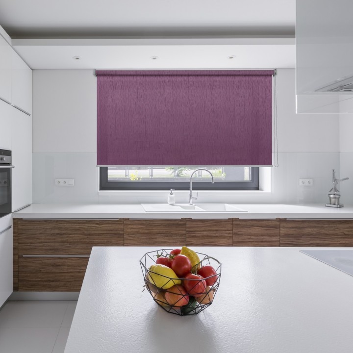 Roleta wolnowisząca Gładka Przyciemniająca Bambus Fioletowa 330