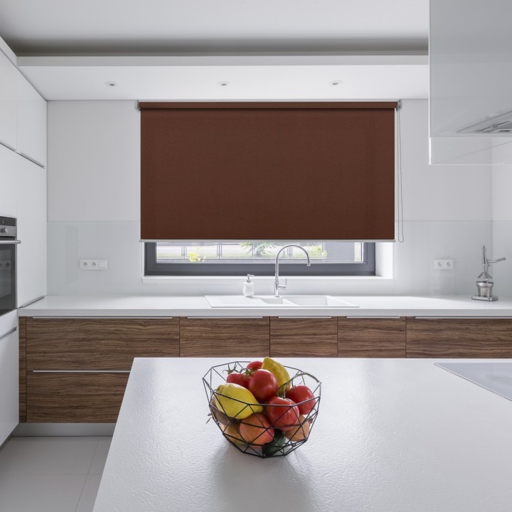 Roleta wolnowisząca Gładka Przyciemniająca Madryt Brązowa 856