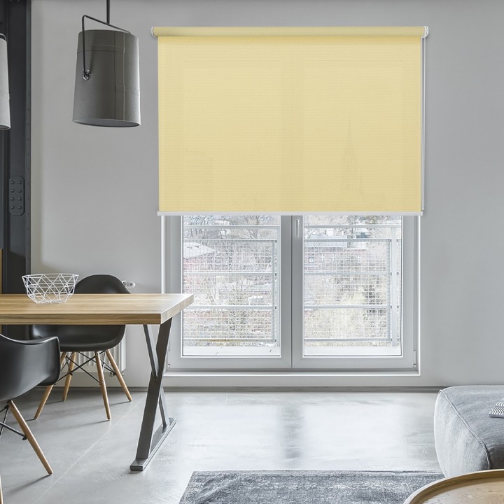 Roleta wolnowisząca Gładka Przyciemniająca Royal Kremowa 800