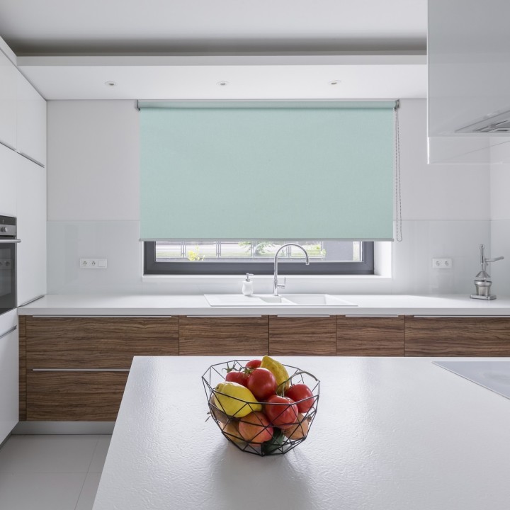 Roleta wolnowisząca Gładka Przyciemniająca Termo Zaciemniająca Miętowa 843
