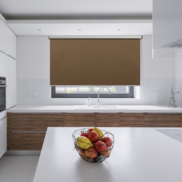 Roleta wolnowisząca Gładka Zaciemniająca Termo Zaciemniająca Brązowa 301