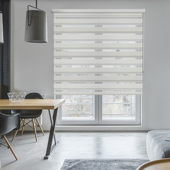 Roleta wolnowisząca Dzień Noc Przyciemniająca Brazilian Biała 16501