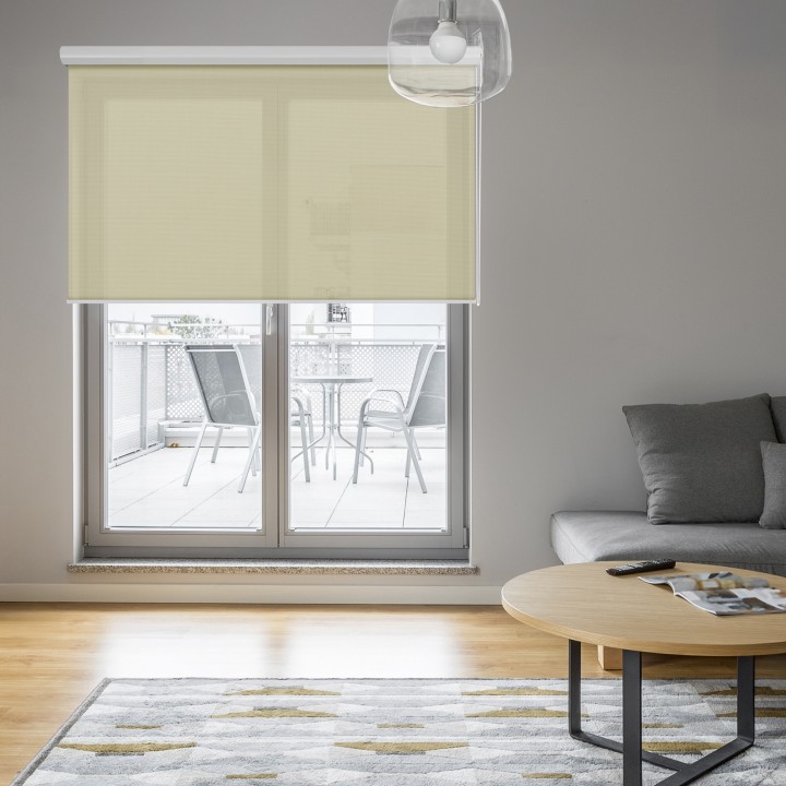 Roleta w kasecie aluminium Gładka Przyciemniająca Screen Kremowa 202