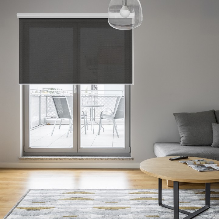 Roleta w kasecie aluminium Gładka Przyciemniająca Screen Czarna 211