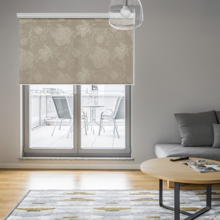 Roleta w kasecie aluminium Gładka Przyciemniająca Magnolia Beżowa 406