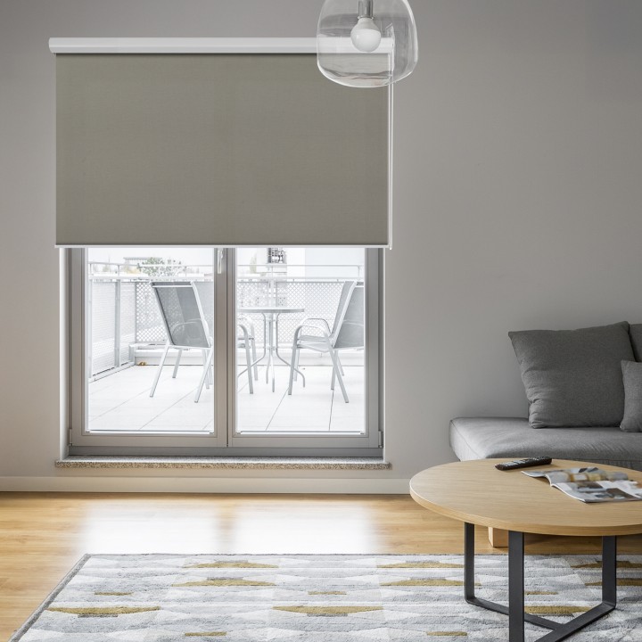 Roleta w kasecie aluminium Gładka Przyciemniająca Eden Jasnoszara 138