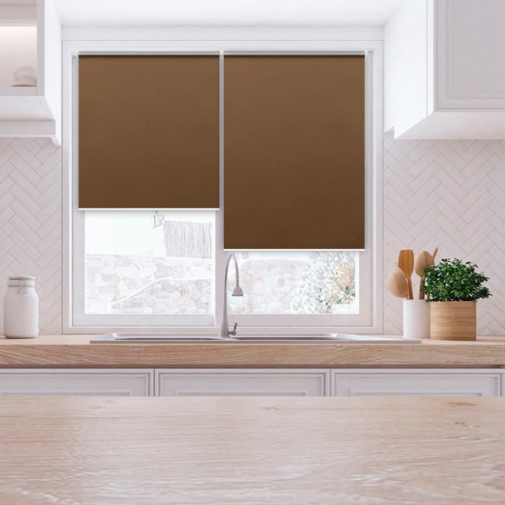 Roleta Mini Gładka Zaciemniająca Termo Zaciemniająca Brązowa 301