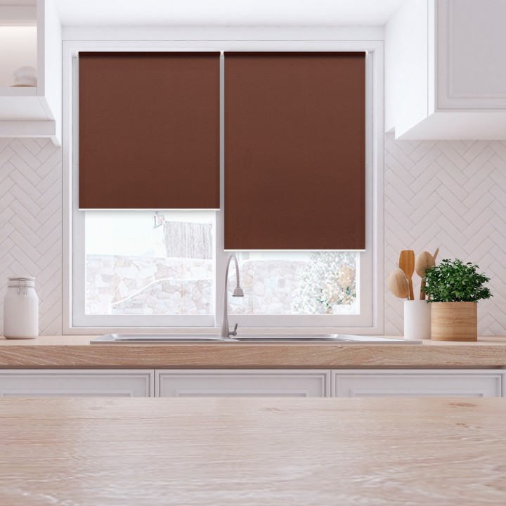 Roleta Mini Gładka Przyciemniająca Madryt Brązowa 856