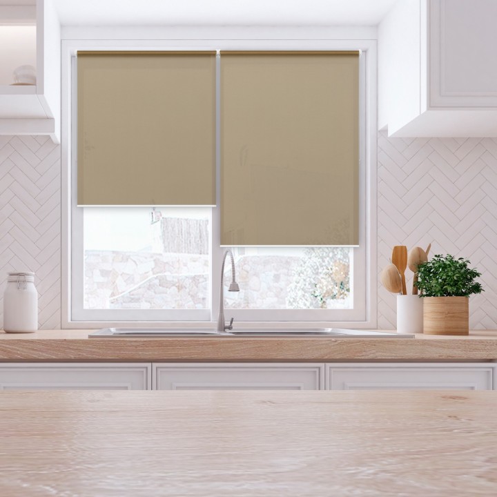 Roleta Mini Gładka Przyciemniająca Gładka Różowa 532