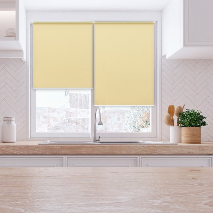 Roleta Mini Gładka Przyciemniająca Royal Kremowa 800