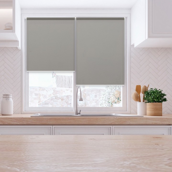 Roleta Mini Gładka Przyciemniająca Royal Popielata 815