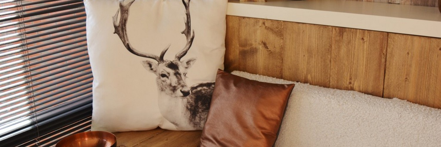 Żaluzje z drewna – sposoby montażu