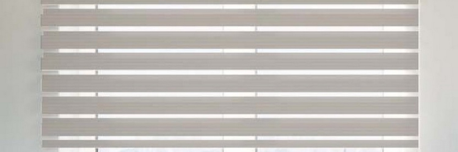 Jakie rolety do kuchni i łazienki? Praktyczne elementy wystroju