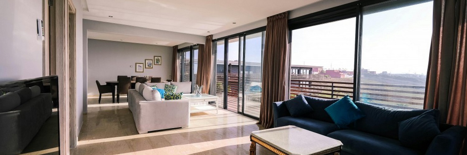 Szyna aluminiowa czy plastikowa – co jest lepszym wyborem?