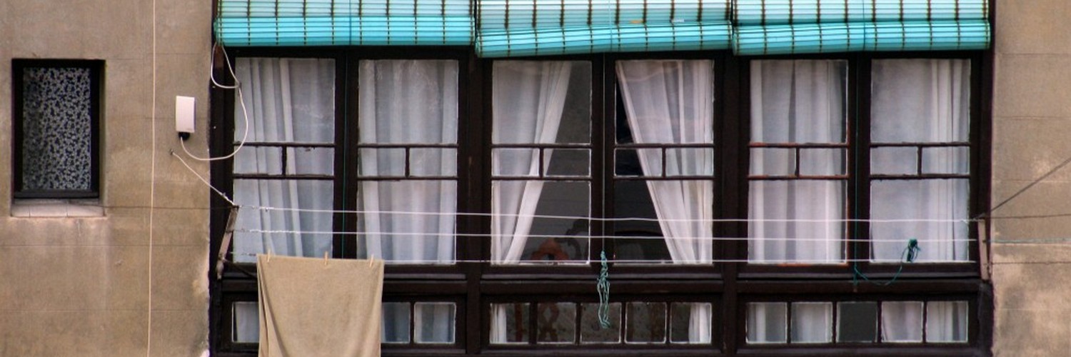 Do jakiego wnętrza pasują rolety rzymskie?