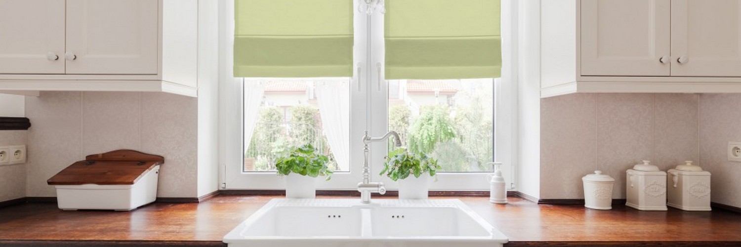 Roleta rzymska i zasłona — jak je połączyć?