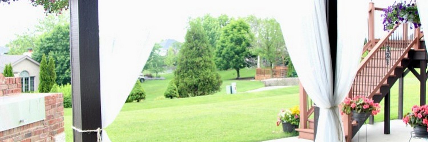 Jak zamontować zasłony na balkonie?