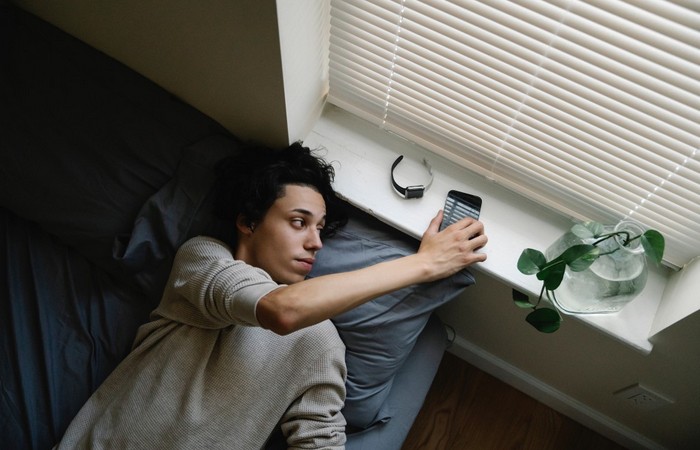 Żaluzje drewniane – eko-trend w aranżacji wnętrz