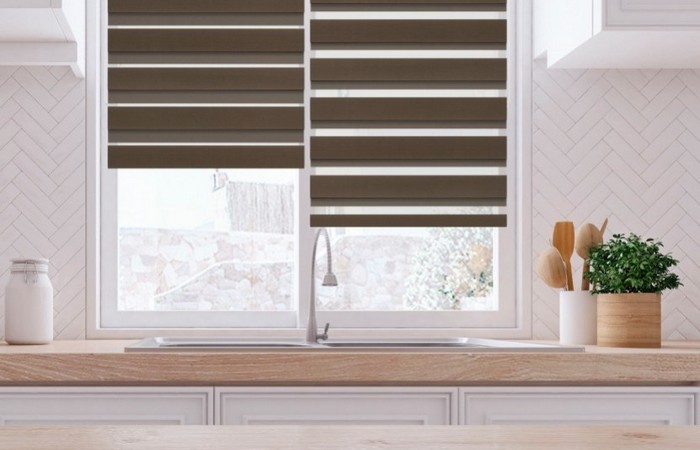 Rolety dzień noc do domu – światło i prywatność pod kontrolą 