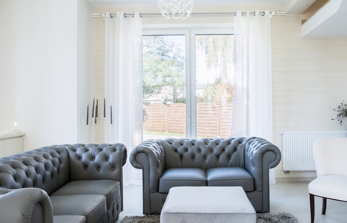 Jak montować karnisze na skosach? - Rolety.eu