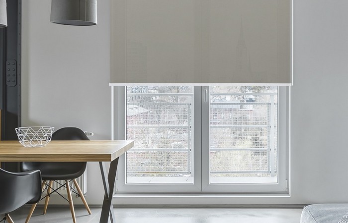 Jak naprawić roletę wewnętrzną?