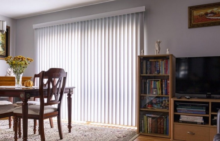 Jak szybko i łatwo czyścić rolety i żaluzje za pomocą materiałów, które już masz