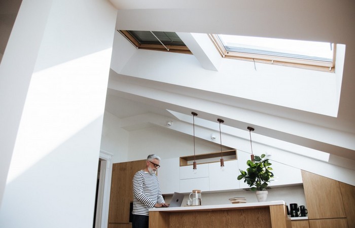 Jak znaleźć idealną plisę do swojego okna dachowego?