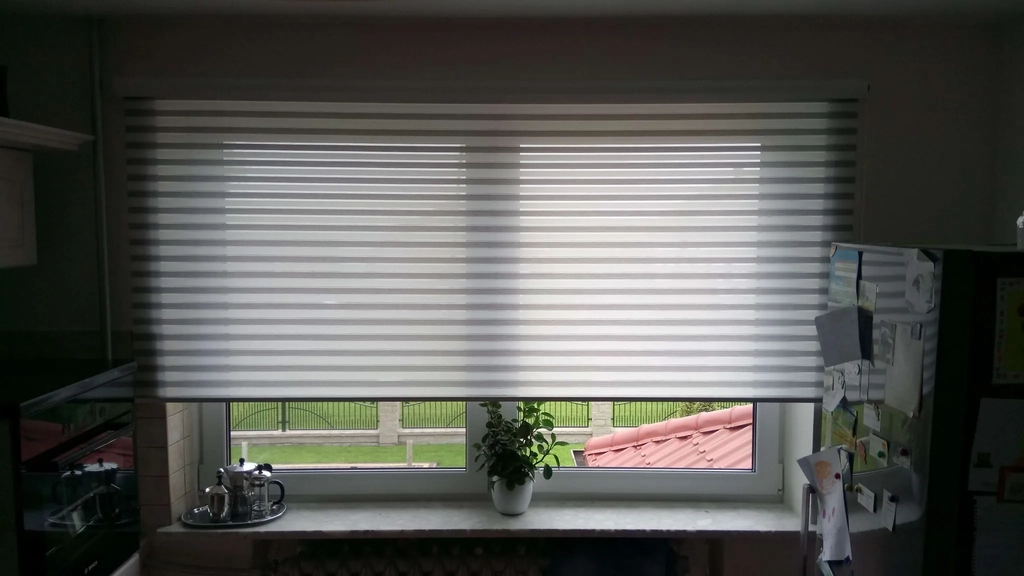 Roleta Wolnowisząca EX Black&White