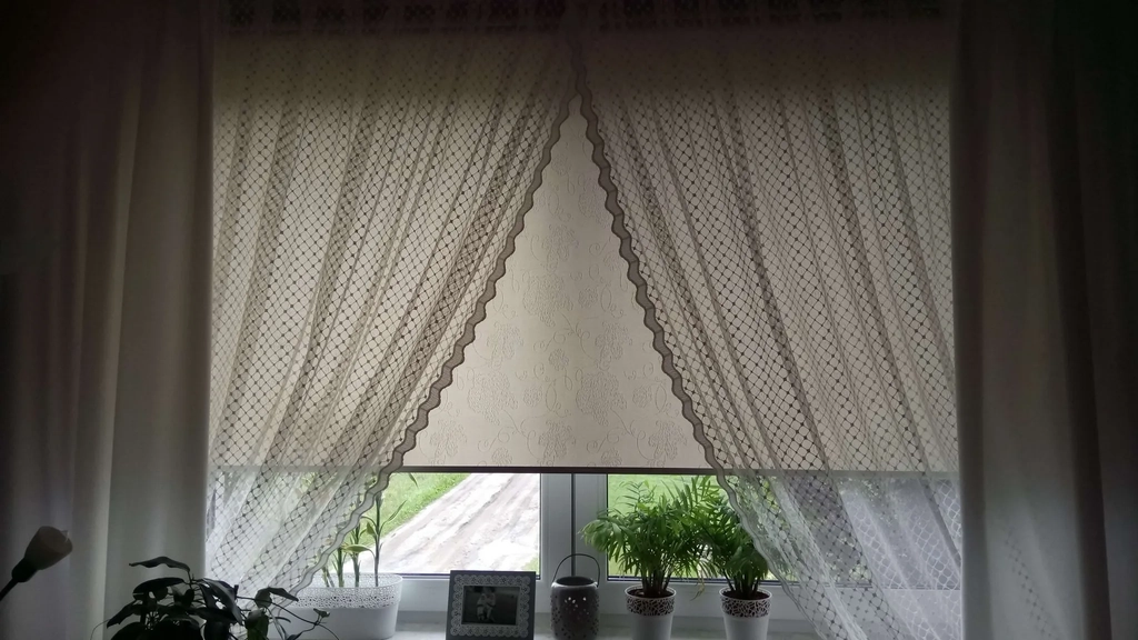 Roleta Wolnowisząca Magnolia Szary 403.